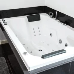 HG Hygiënische Whirlpool Reiniger - 1L - Verwijdert Kalk, Vet, Zeep En Olie - Veilig In Gebruik Voor Whirlpool En Jacuzzi's -Schoonmaakmiddelen Korting 1200x1200 1459