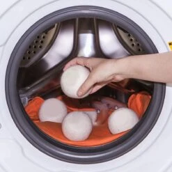 Drogerballen - Droogballen 6 Stuks XL - Herbruikbare Wasdrogerballen - Duurzaam - Energiebesparend 8 Drogerballen - Droogballen 6 Stuks XL - Herbruikbare Wasdrogerballen - Duurzaam - Energiebesparend -Schoonmaakmiddelen Korting 1200x1200 540