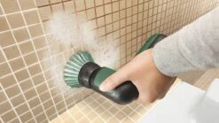 Bosch Universal Brush - Snoerloze Reiningsborstel 13 Bosch Universal Brush - Snoerloze Reiningsborstel -Schoonmaakmiddelen Korting 1200x675 3