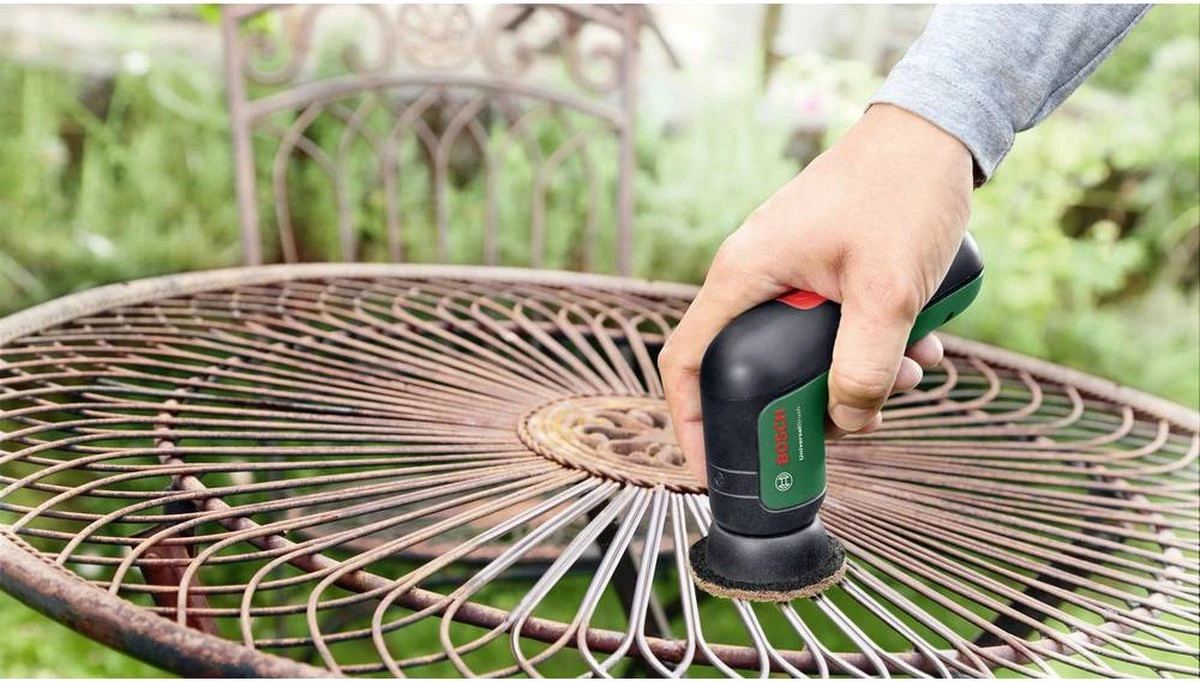 Bosch Universal Brush - Snoerloze Reiningsborstel 8 Bosch Universal Brush - Snoerloze Reiningsborstel - Afbeelding 8