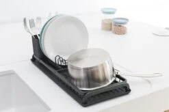 Brabantia SinkSide Afdruiprek Compact - Dark Grey -Schoonmaakmiddelen Korting 1200x799 12