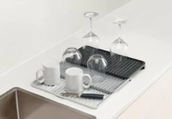 Joseph Joseph - Tier - Afdruipmat - Uitschuifbaar - Grijs 20 Joseph Joseph - Tier - Afdruipmat - Uitschuifbaar - Grijs -Schoonmaakmiddelen Korting 1200x836 2