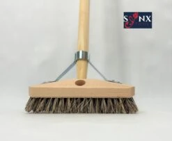 Synx Tools Luiwagen Union 22cm - Tegel Bezem Schrobber- Bezemsteel - Schoonmaakbezem - Schrobborstels - Bezems Met Steel 150 Cm -Schoonmaakmiddelen Korting 1200x987 2
