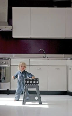 PUHLMANN - Inklapbare Kruk, JAMES, Plastic, Grijs, 40 Cm Hoog, Max 90 Kilo 7 PUHLMANN - Inklapbare Kruk, JAMES, Plastic, Grijs, 40 Cm Hoog, Max 90 Kilo -Schoonmaakmiddelen Korting 746x1200 2